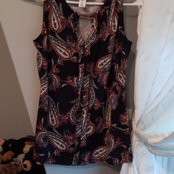 White House Black Market Tops - White House/Black Market sleveless top